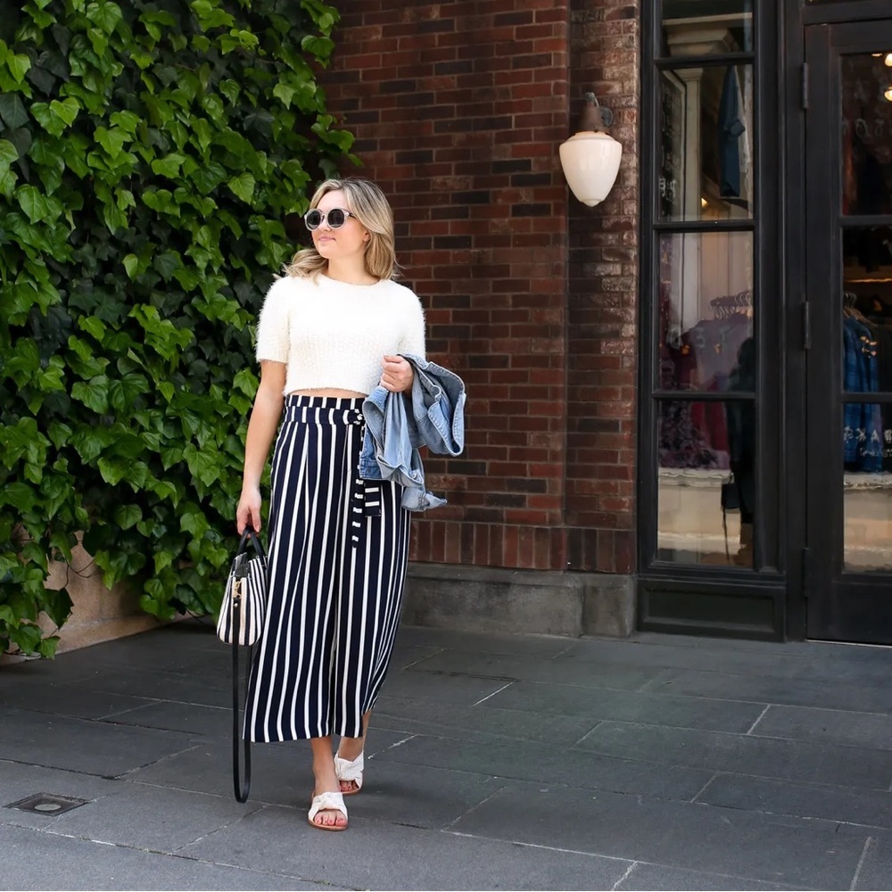 Zara striped wide leg crop pants